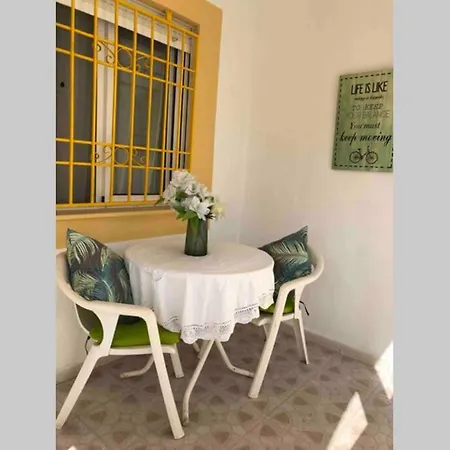 Lägenhet Acogedor Apartamento Con Piscina Cerca A La Playa