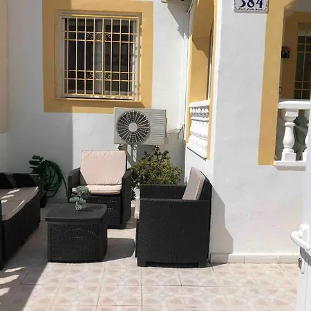 Acogedor Apartamento Con Piscina Cerca A La Playa Apartamento *