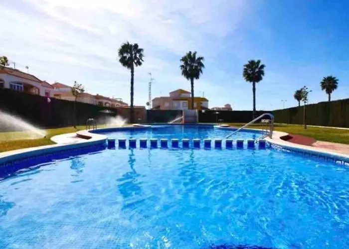 Acogedor Apartamento Con Piscina Cerca A La Playa 公寓 托雷维耶哈