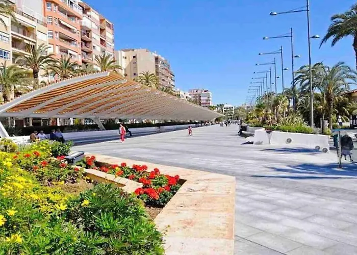 Acogedor Apartamento Con Piscina Cerca A La Playa