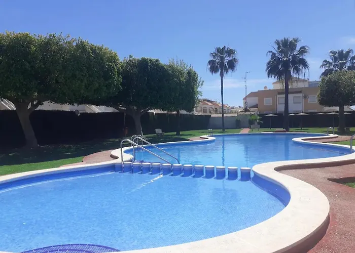 Acogedor Apartamento Con Piscina Cerca A La Playa * 托雷维耶哈